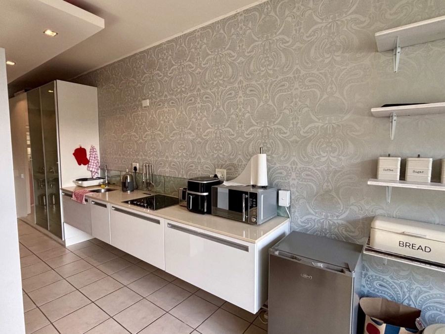 To Let 0 Bedroom Property for Rent in Tamboerskloof Western Cape